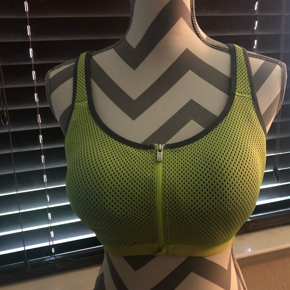Victoria secret sports bra